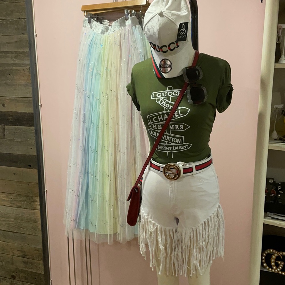 NWT Montrez white fringe shorts‎ small only